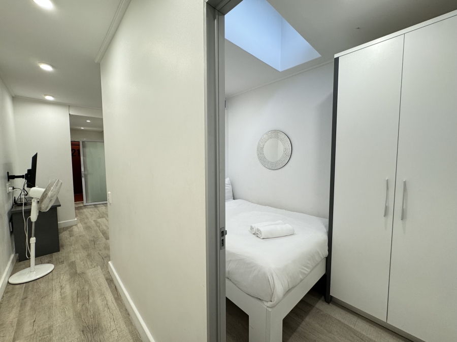 2 Bedroom Property for Sale in Woodstock Western Cape